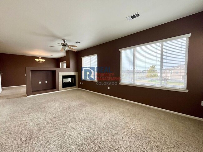 Building Photo - 13082 Grant Cir E