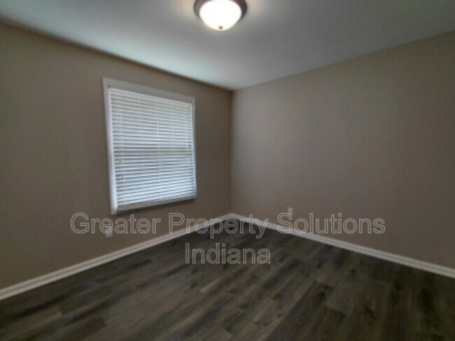 Building Photo - 2870 Vigo St