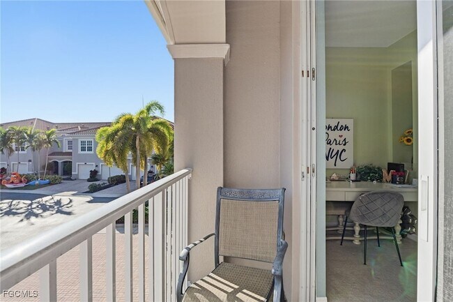 Building Photo - 8560 Violeta St