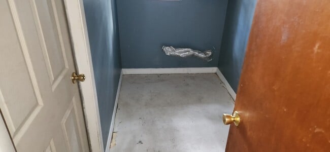 Building Photo - 233 Mimosa Dr