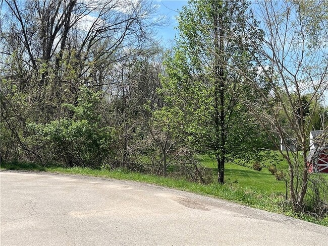 Building Photo - 3000 Ridge Rd