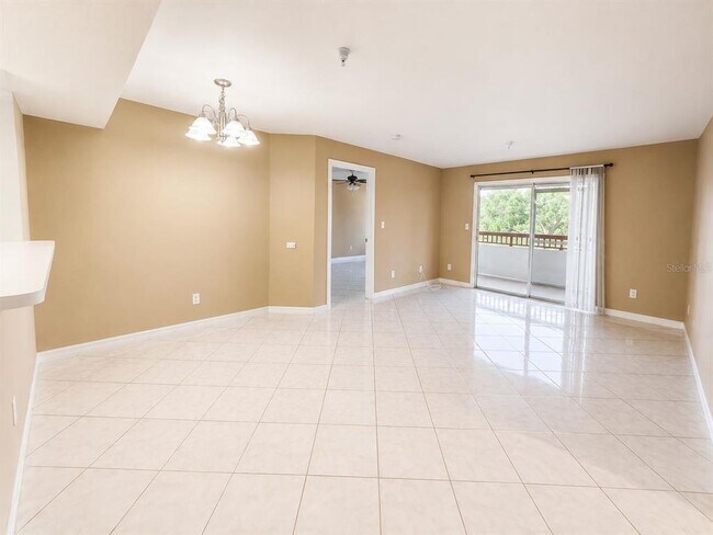 Building Photo - 2323 Feather Sound Dr