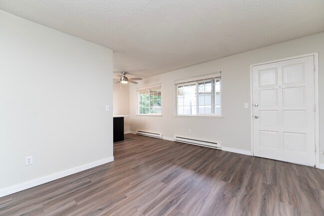 1 Bed 1 Bath C - 501 Sq Ft - University Crossing Apartments