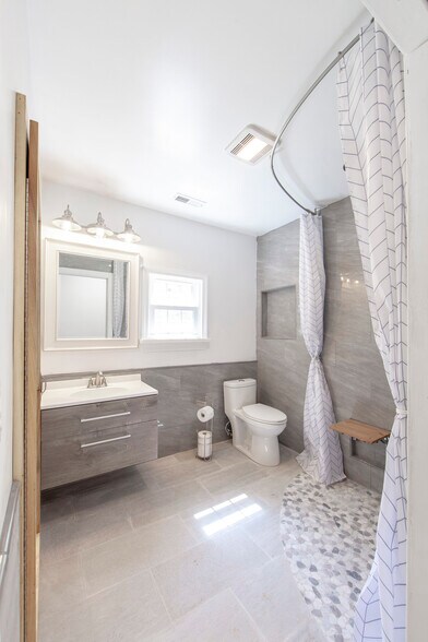 Designer Bathroom 1 - 2660 Roslyn Ave