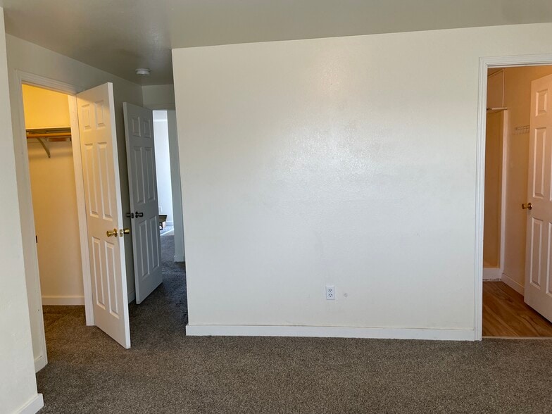 Building Photo - 4115 2nd St