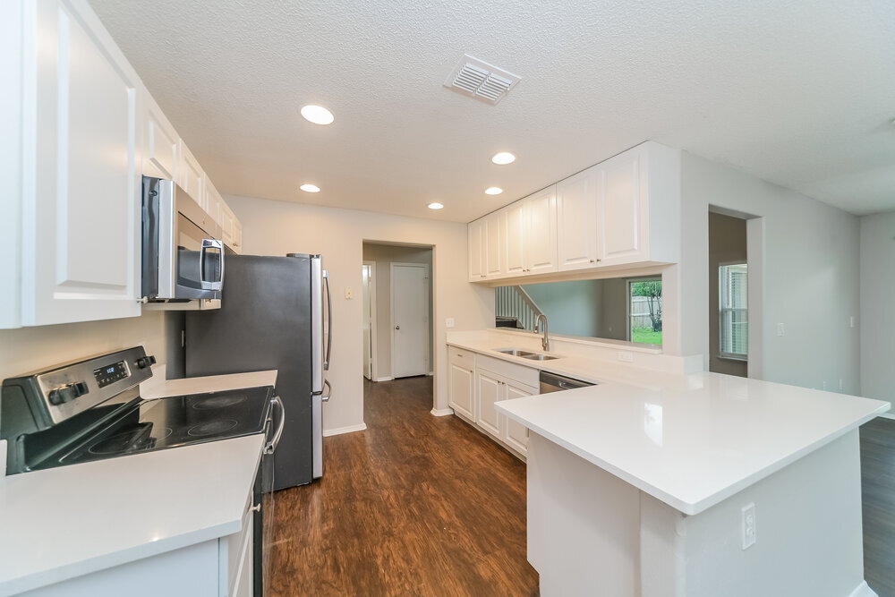 Building Photo - 13028 Lily Pond Ct