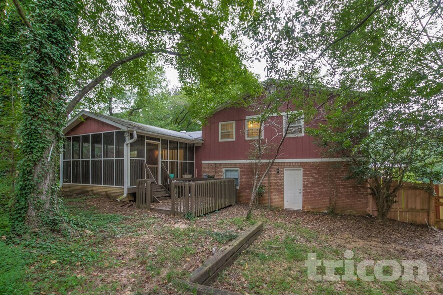 Building Photo - 761 San Miguel Dr