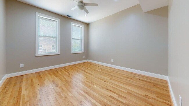 Building Photo - 3203 Guilford Ave