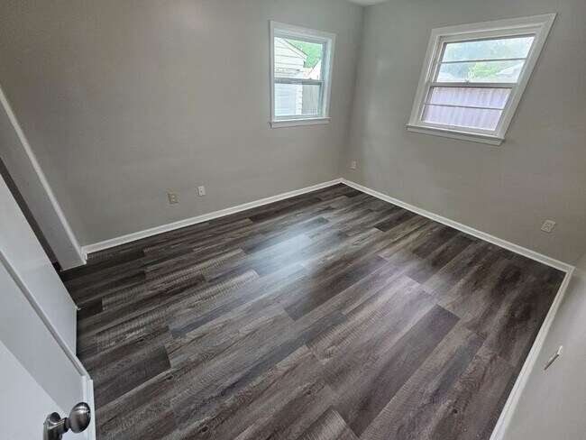 Building Photo - 286 Courtland Blvd