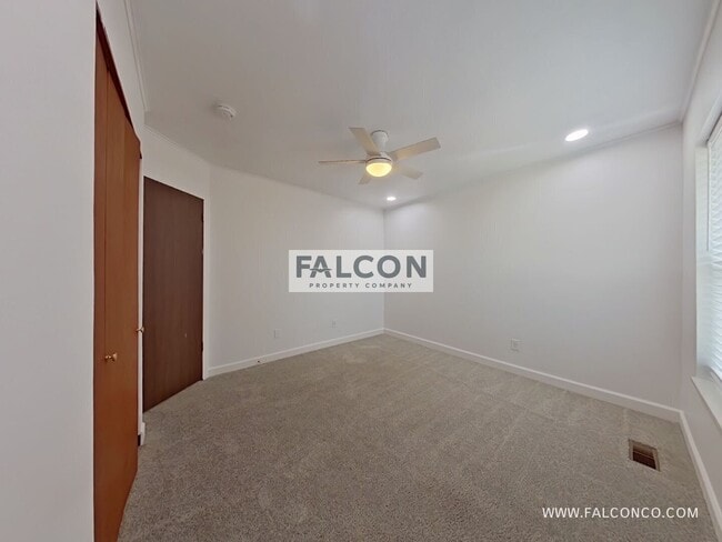 Building Photo - 6010 Mach 1 Dr.-