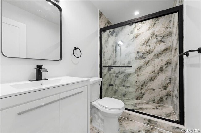 Building Photo - 97 Thurton Pl