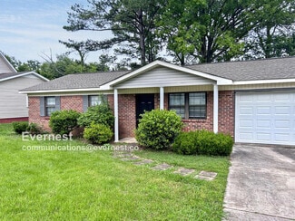 Building Photo - 14013 Armond Dr