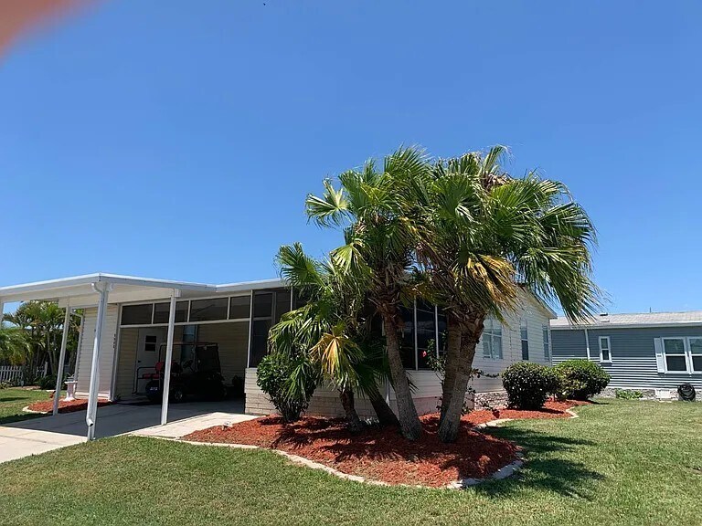 Building Photo - 3009 Sabal Cir