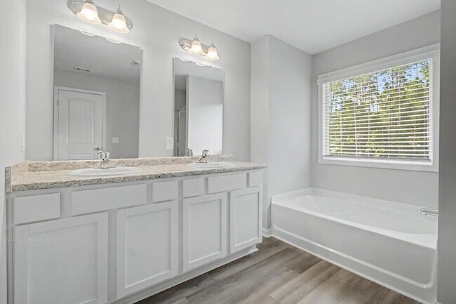 Building Photo - 69 Herty Ln