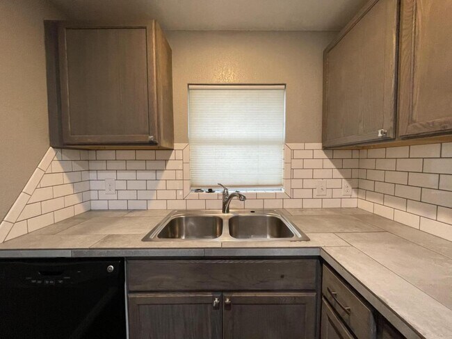 Building Photo - 2304 Washington Avenue Apt.