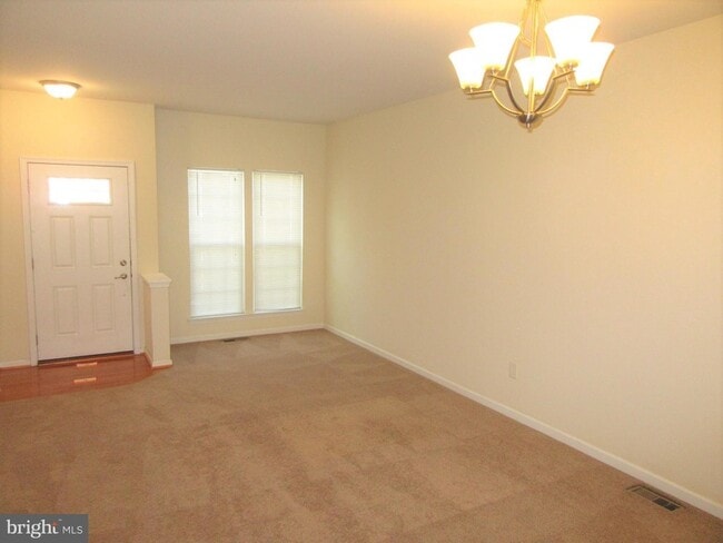 Building Photo - 1209 Madison Ln