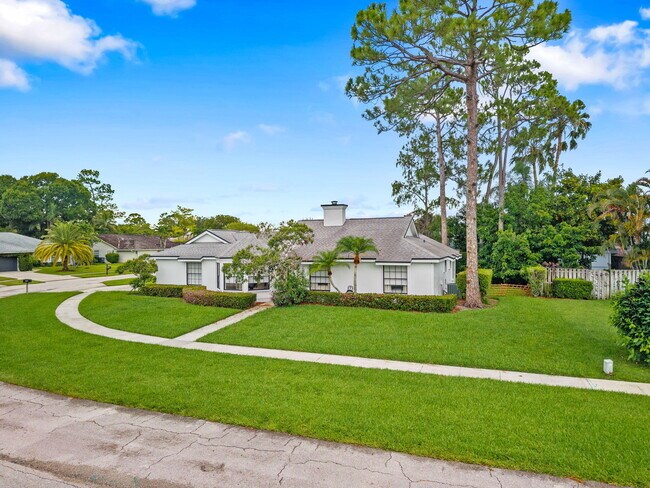 Building Photo - 13571 Jonquil Pl