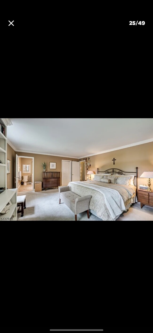 Building Photo - 6 Oak Grove Ln