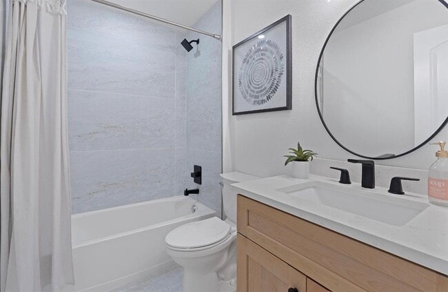 Building Photo - 5506 Salem Walk Dr