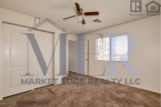 Building Photo - 5Bed/3Bath House in the City of Maricopa! $1795 MOVE-IN SPECIAL! Move-In Ready on 02/12/2026!