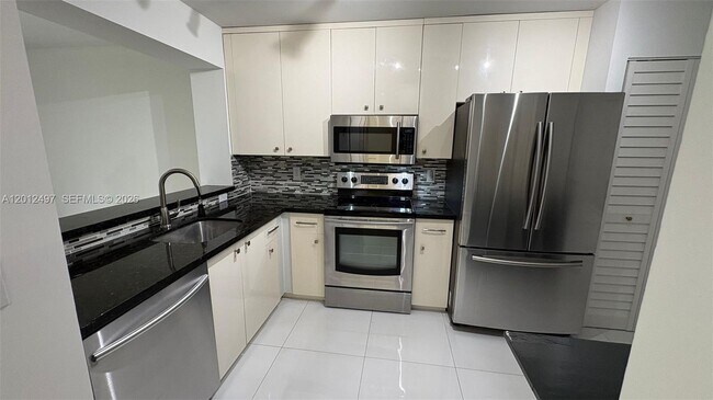 Building Photo - 9560 Weldon Cir