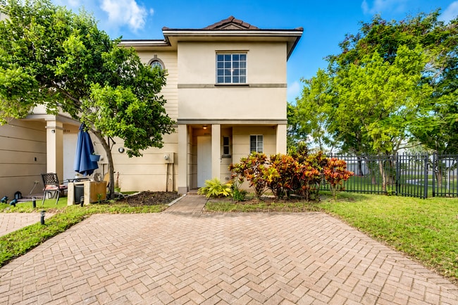 Building Photo - 2036 Marsh Harbor Dr