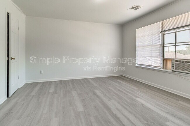 Building Photo - 2934 NW 32nd St