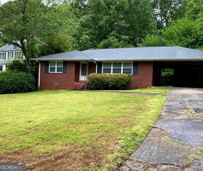 Primary Photo - 452 Windsor Dr SW