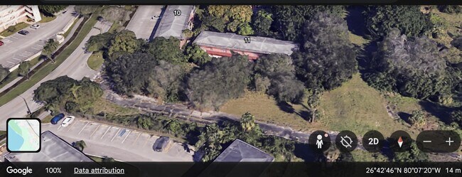 Building Photo - 11 Golfs Edge