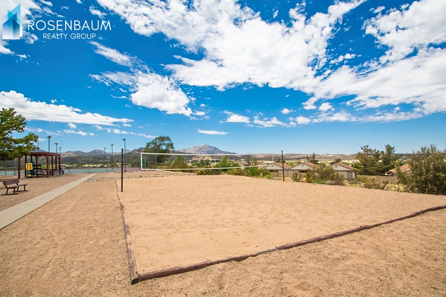 Building Photo - Charming 2 bedrooms, 2 baths home located in the beautiful Montana Terraces of Prescott!