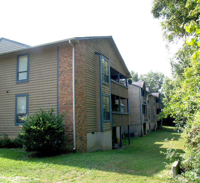 Building Photo - Towne Oake Apartments