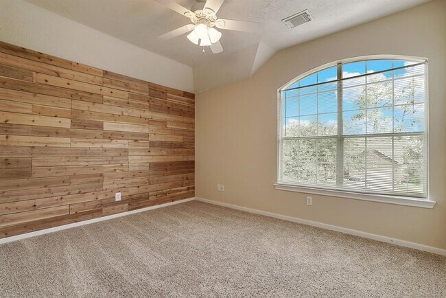 Building Photo - 7211 Emerald Run Ln