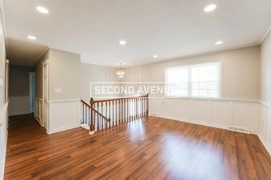 Building Photo - 204 Dolomite Dr