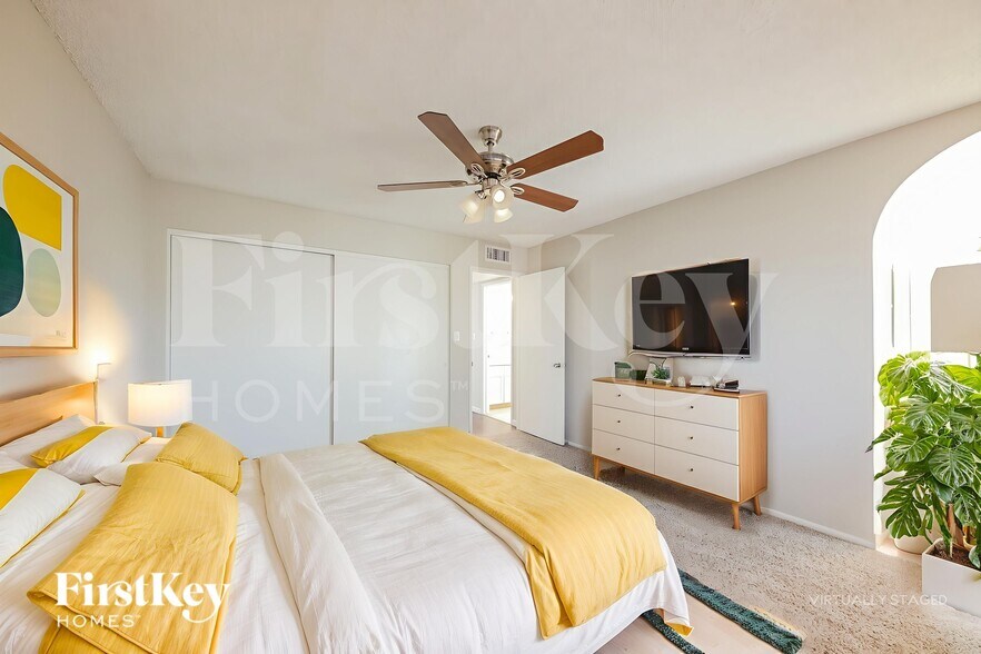 Building Photo - 16814 N 34th Ave