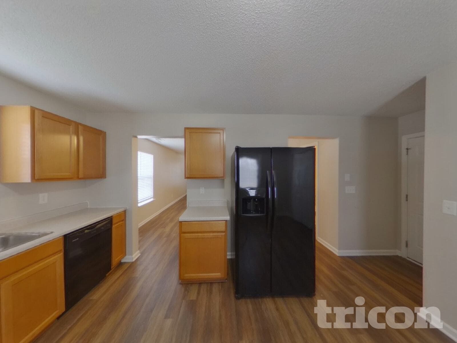 Building Photo - 381 Valley Heights Ln