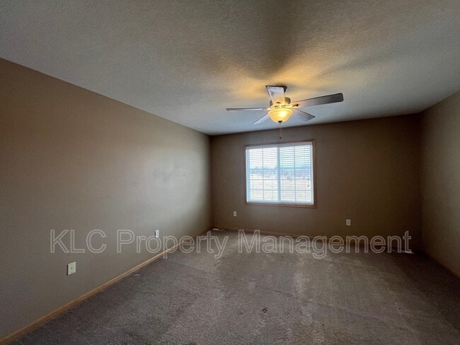 Building Photo - 662 86th St