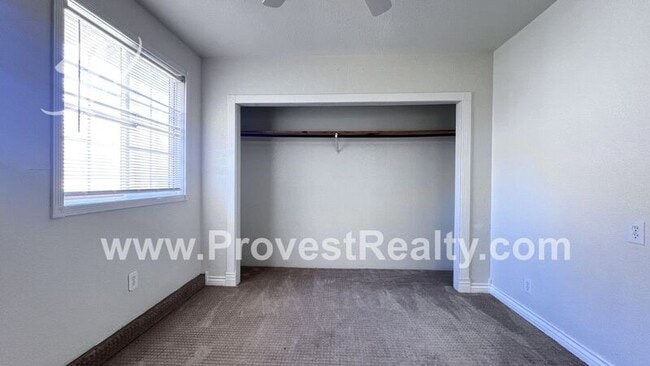 Building Photo - 15095 Laurelwood Pl