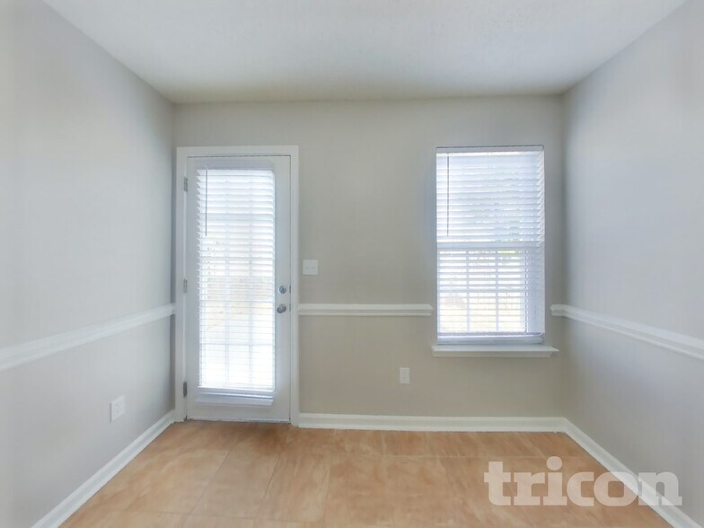 Building Photo - 7925 Donet Terrace Dr