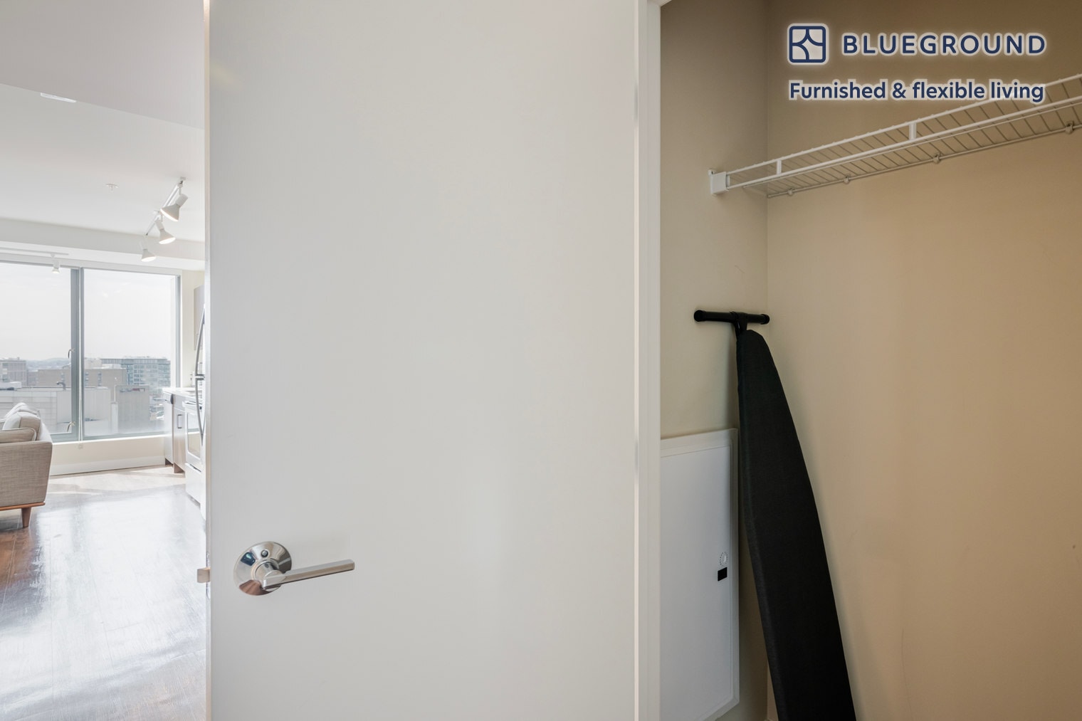 Building Photo - 45 Stuart St