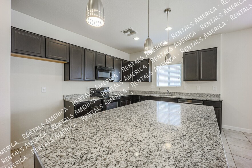 Building Photo - 4678 E Sodalite St
