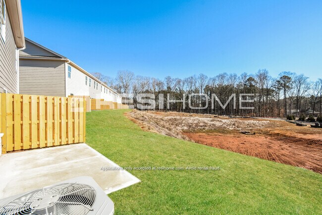 Building Photo - 2380 Whitburn Rd