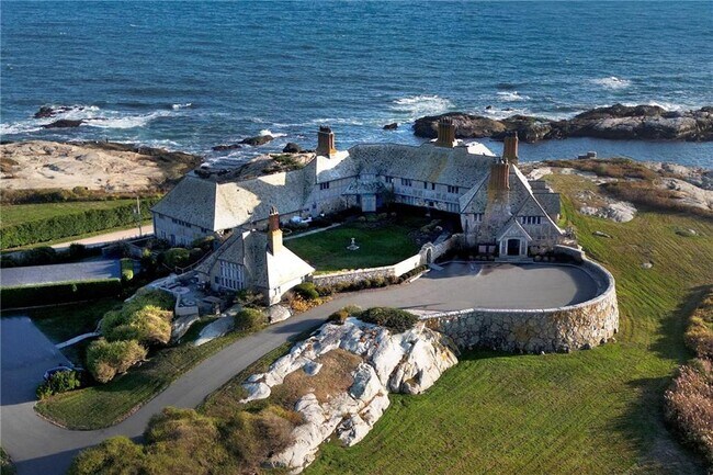 Building Photo - 61 Ledge Rd