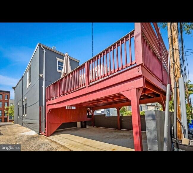 Building Photo - 15 N Patterson Park Ave