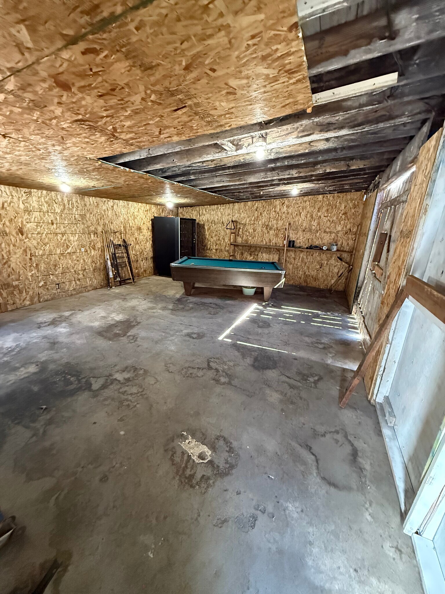 Building Photo - 1119 S 6th Ave