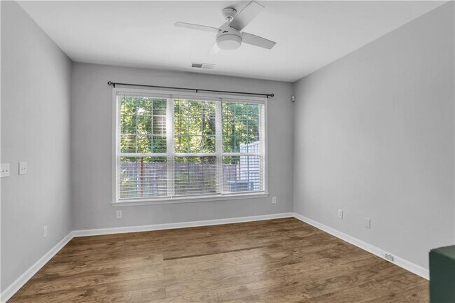 Building Photo - 1634 Jackson Way