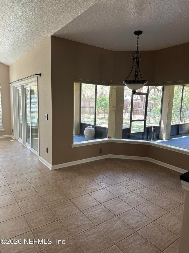 Building Photo - 3817 Paddington Pl