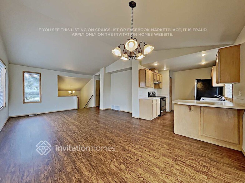 Building Photo - 22420 44th Ave Ct E