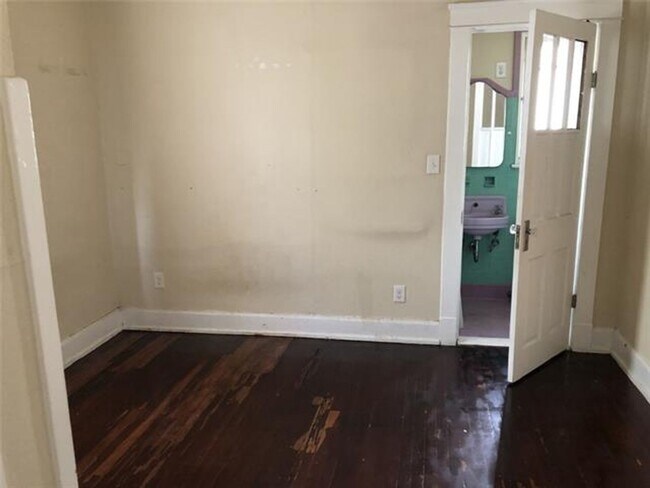 Building Photo - 4603 S Miro St