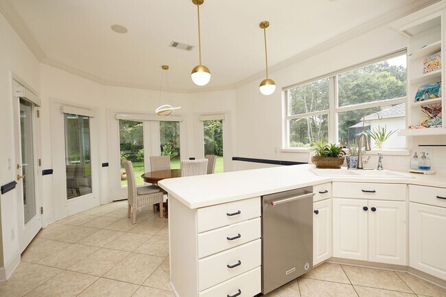 Building Photo - Great Location in Bluewater Bay