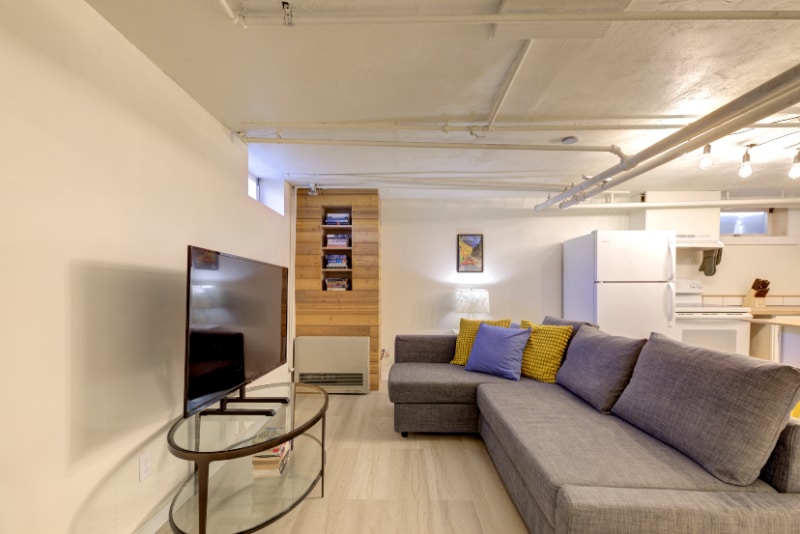 Building Photo - 102 McLeod Ave